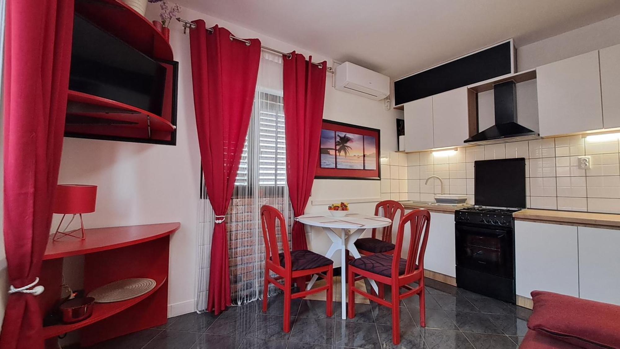 Red Gold Apartment Pula Exterior photo